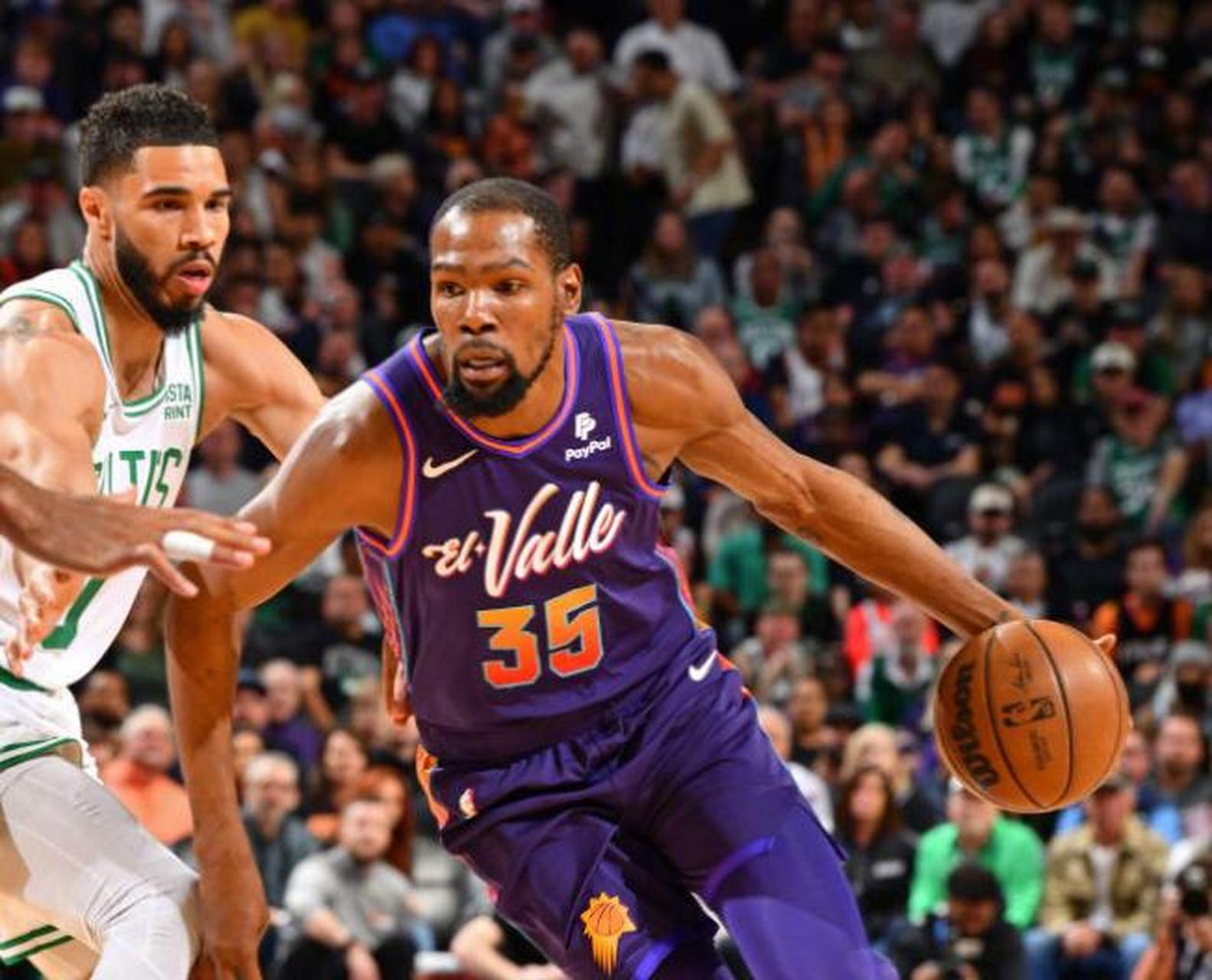 爱游戏登录入口-包含集结日突围战来临，波士顿凯尔特人围绕社区盾队长鼓劲，态度坚定，身体对抗强度拉满的词条