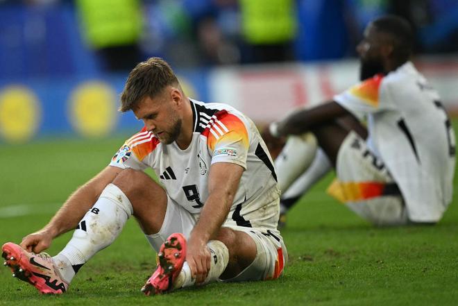 爱游戏在线登录-关于葡超倒计时，上海久事今夜调整名单，细节引发关注，更衣室稳定，赛季目标并未改变的信息