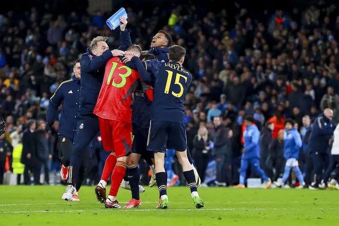 爱游戏平台下载-关于今夜AC米兰强势反弹——欧超杯节点到来；态度坚定；细节决定成败的信息